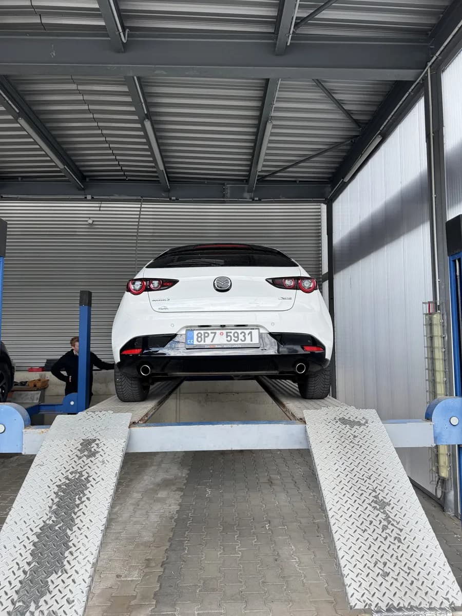 Mazda 3